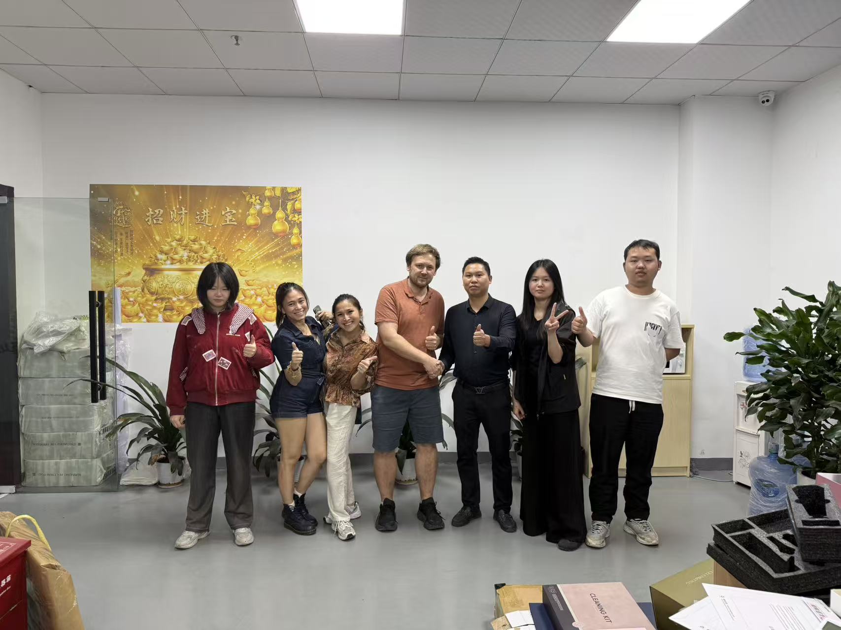 Qizhi Packaging customer factory visit